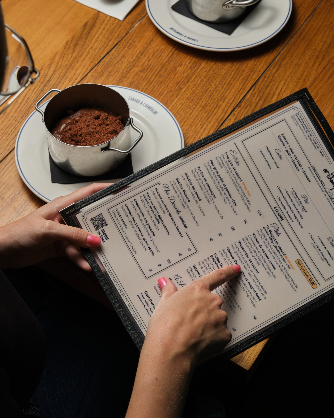Mousse au chocolat et menu